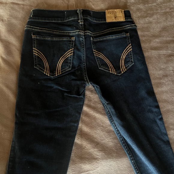 Hollister SoCal Stretch Dark Wash Skinny Jeans - Picture 3 of 5